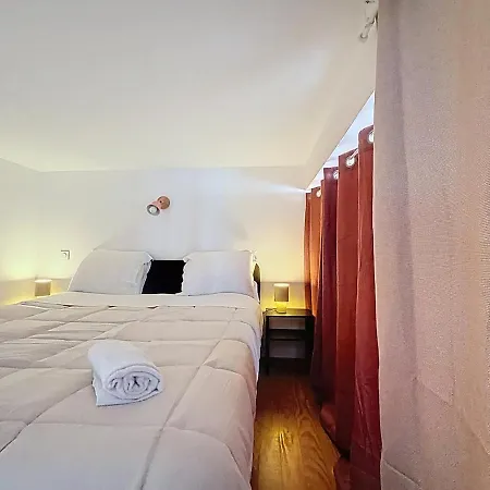 Appartement Joli Renove Avec Mezzanine Hyper Centre
